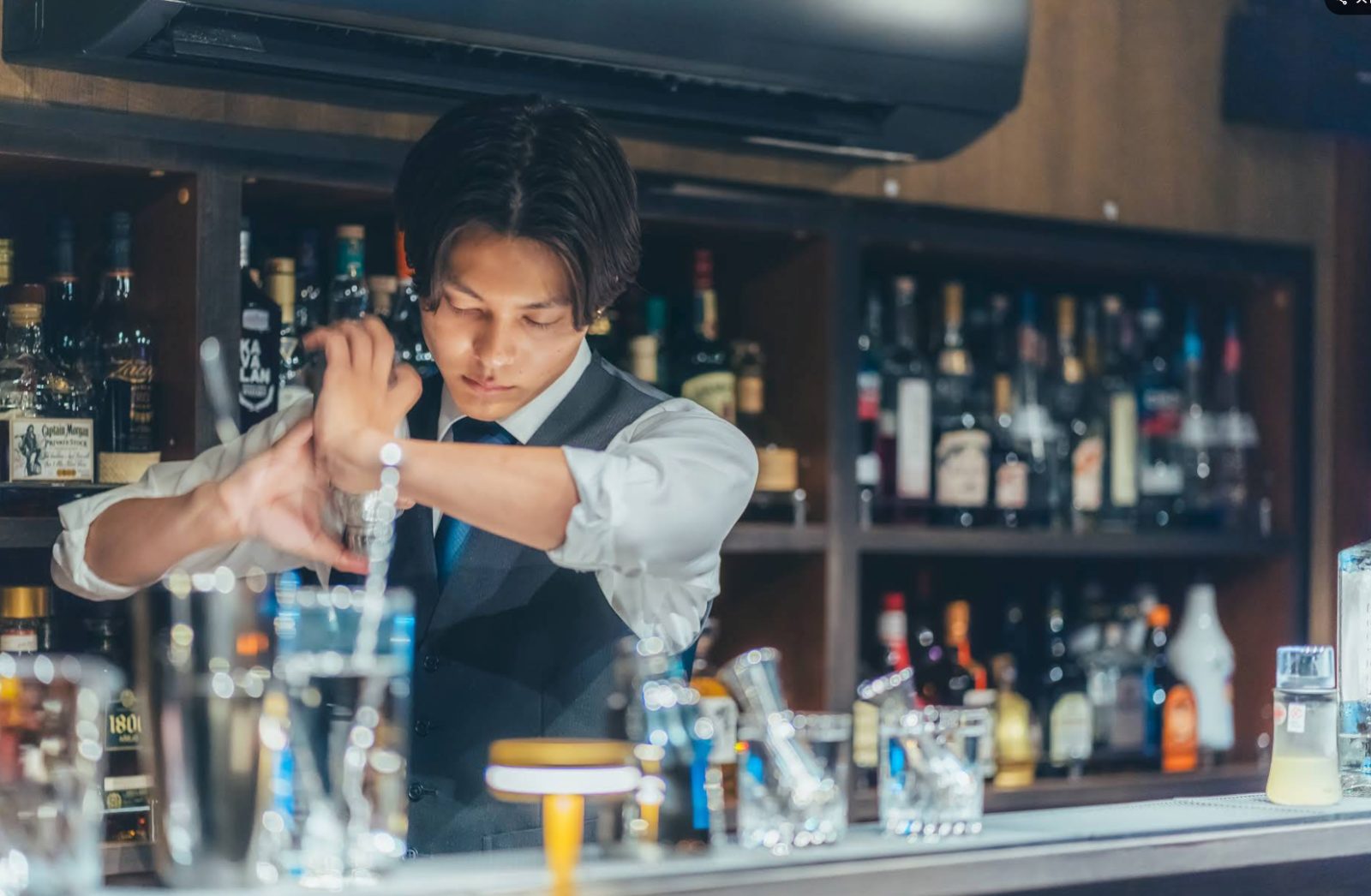 Bar Akamon 店内写真